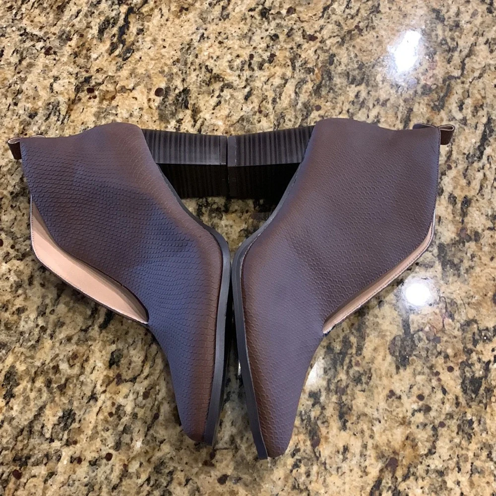 Journey + Crew heeled ankle boots, brown, size 11, NWT |  offer in description